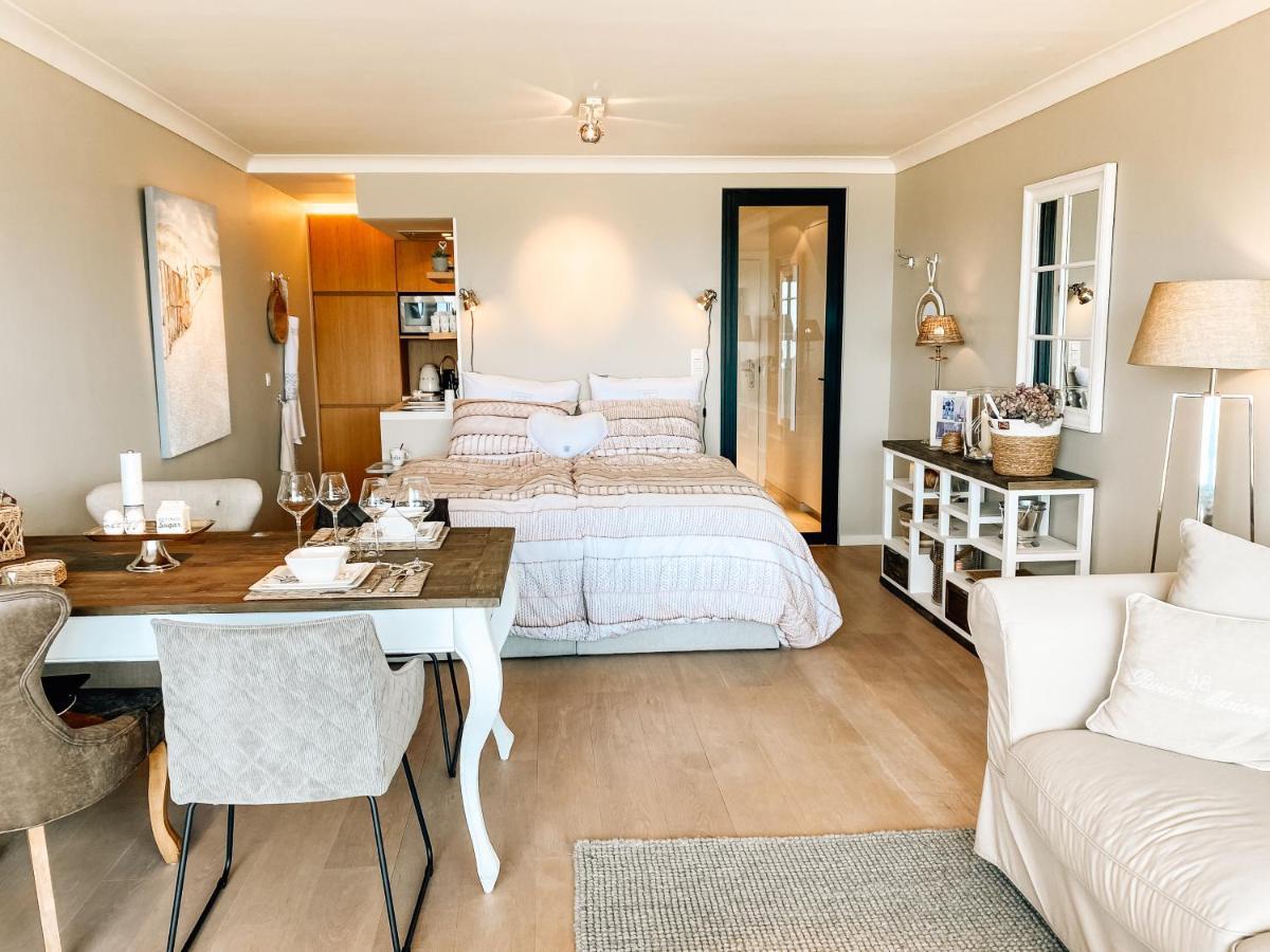 la MERéMOI - Studio with balcony&sea vie Ostenda Esterno foto